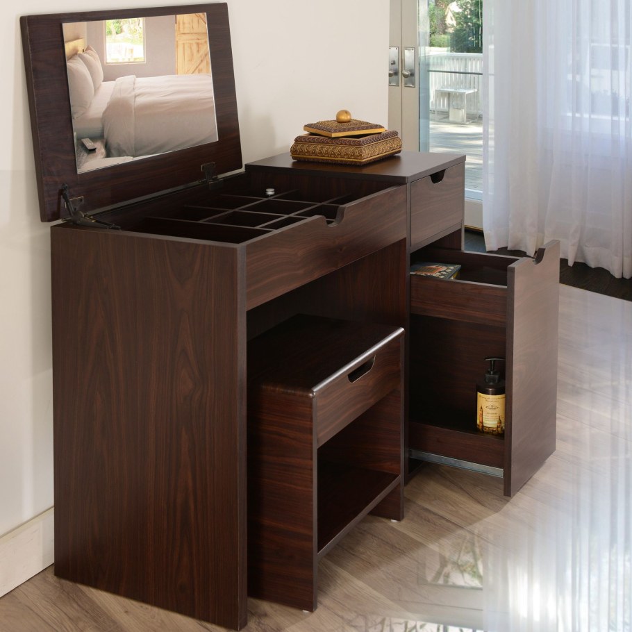 Туалетный столик трансформер