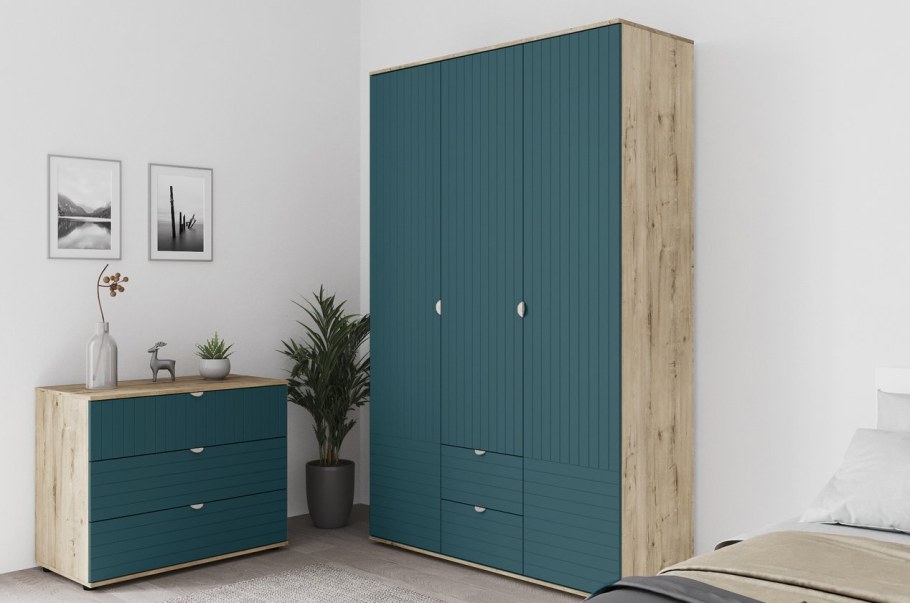 Шкаф Монблан 3