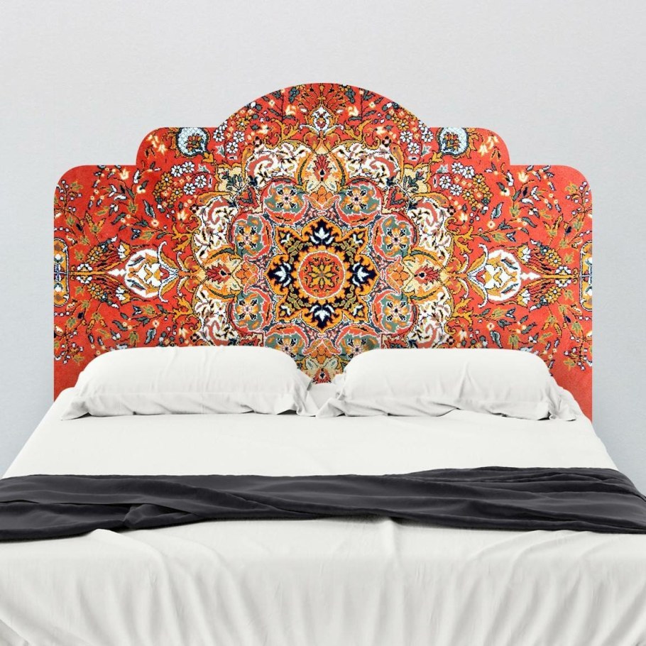 Оригинальное изголовье кровати