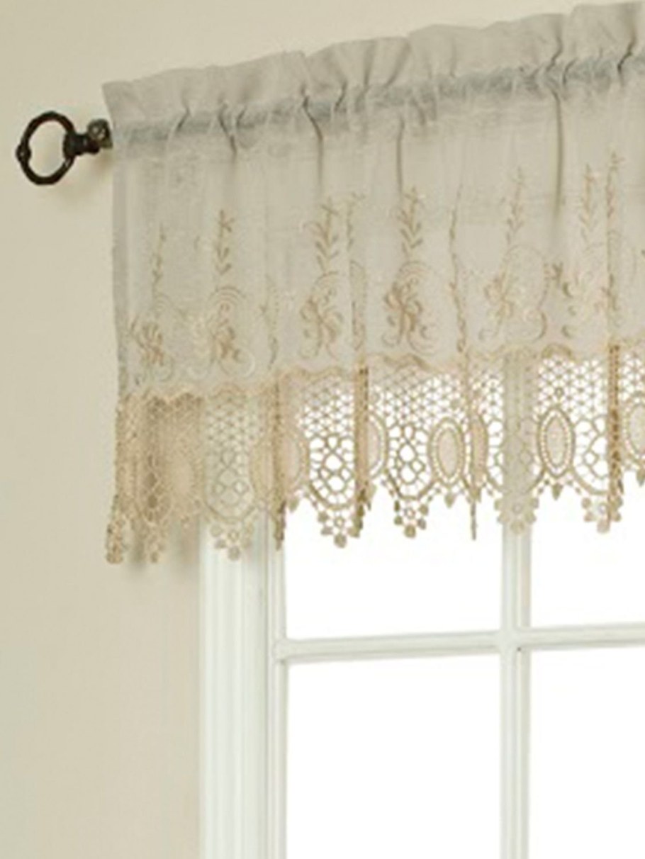 Винтажные шторы с кружевом