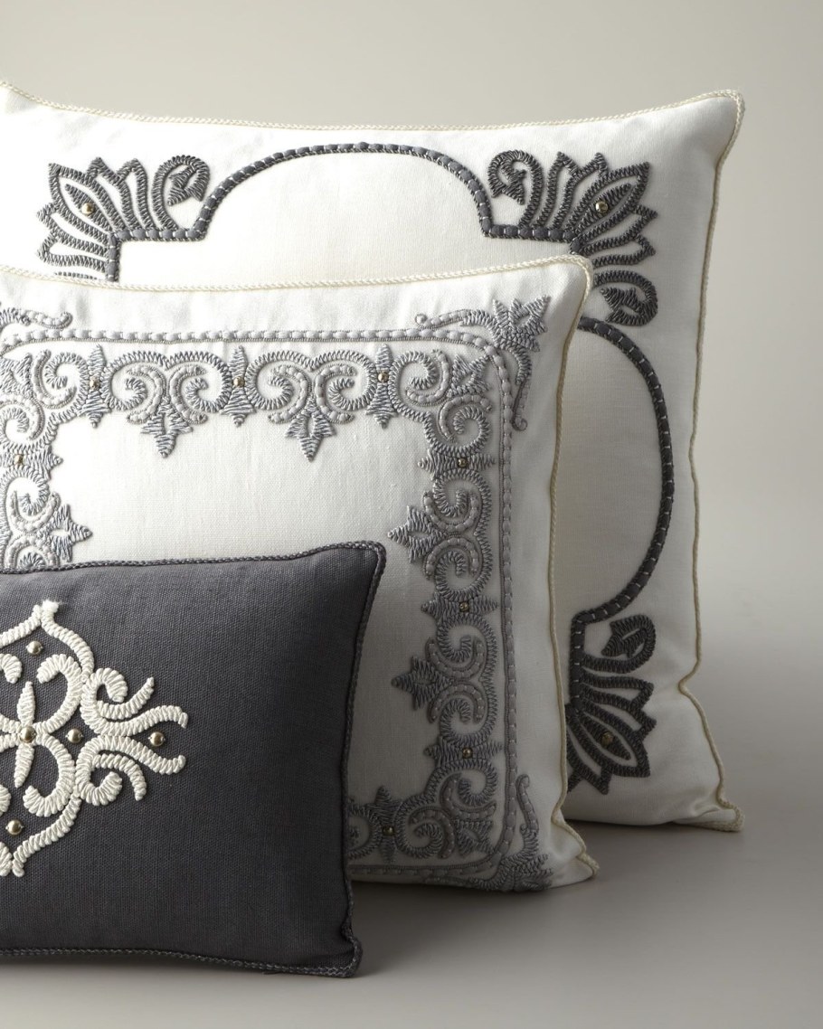 Наволочки на диванные подушки с вышивкой