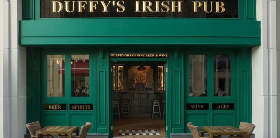 Ирландский паб Дублин вид снаружи