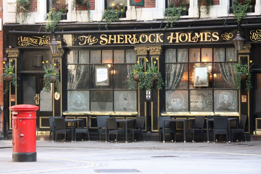 Кафе Шерлок Холмс Великобритания