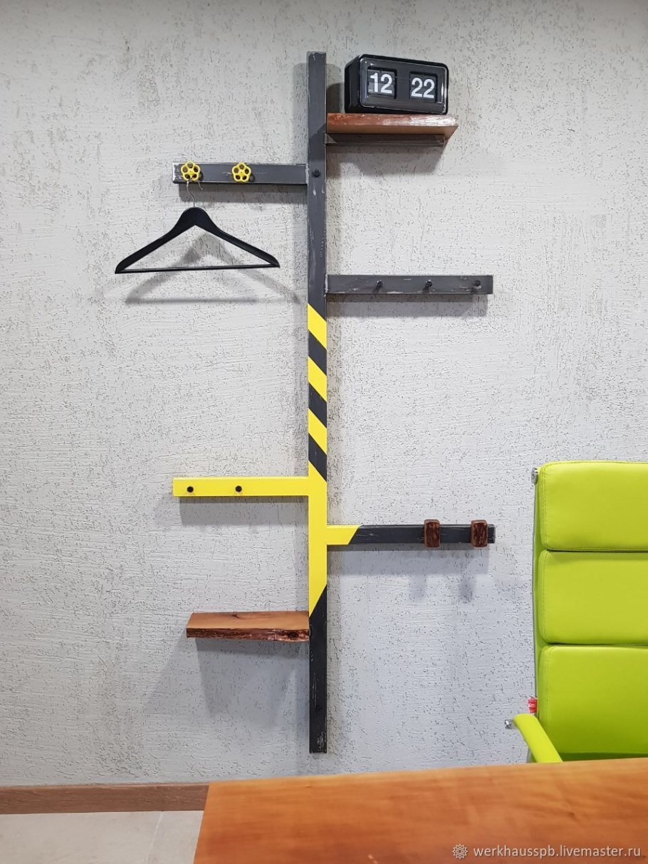 Вешалка в Индустриальном стиле