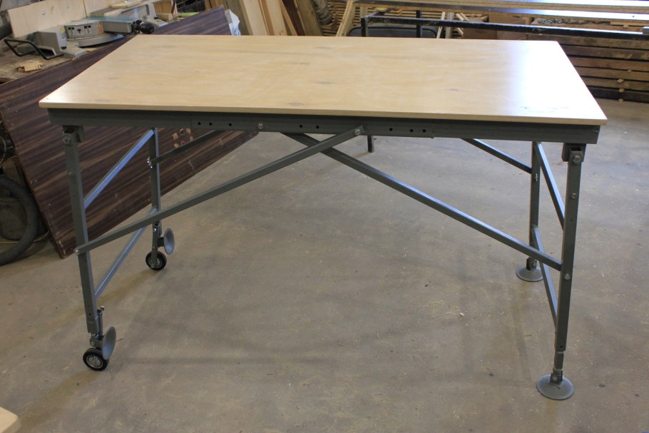 Складной верстак 1000х600 мм (оцинковка + фанера)