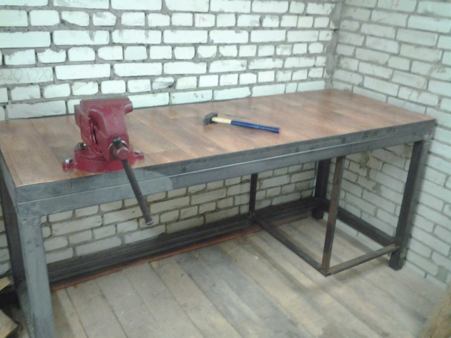 Верстак из профильной трубы 40x20