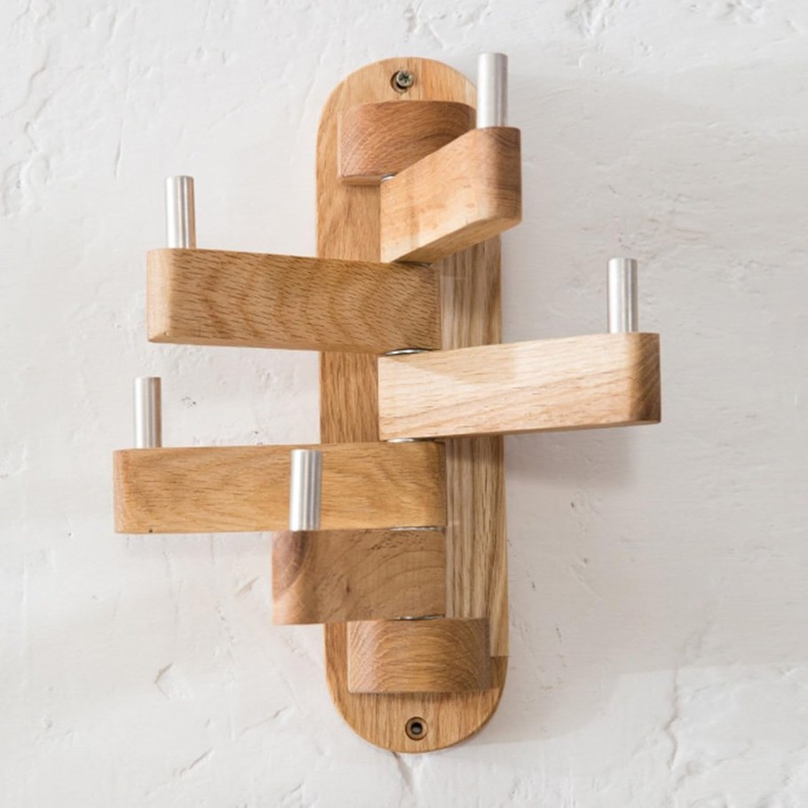 Деревянные вешалки оригинальные