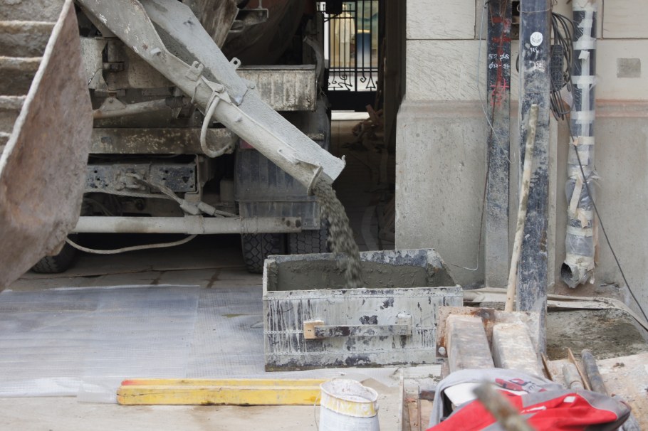 Расширяющий бетон