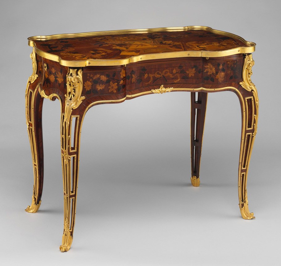 Мебель в стиле Людовика 15