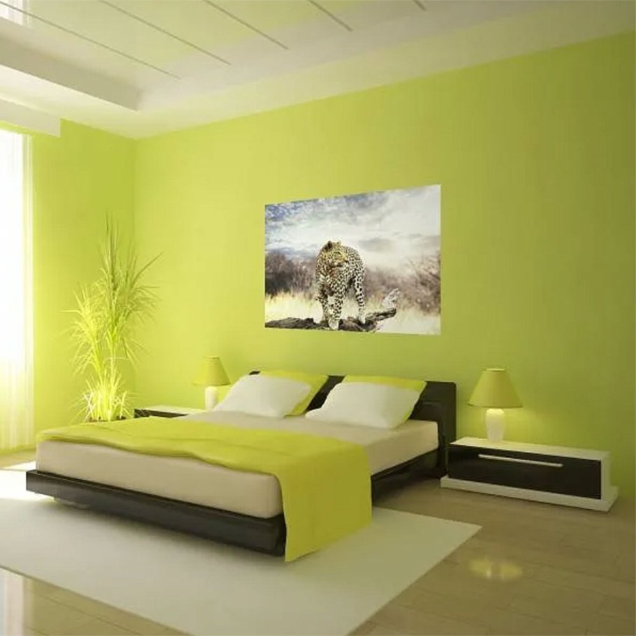 Спальня в светло зеленых тонах