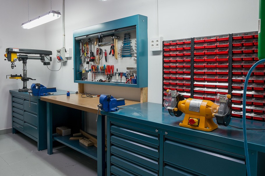 Оборудование для слесарной мастерской