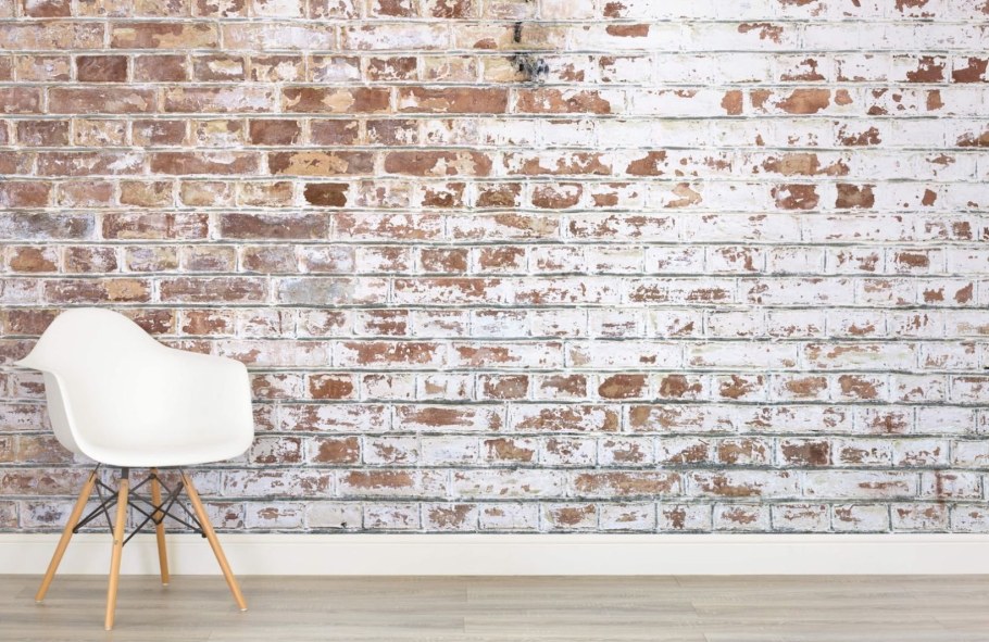 Состаренная кирпичная стена