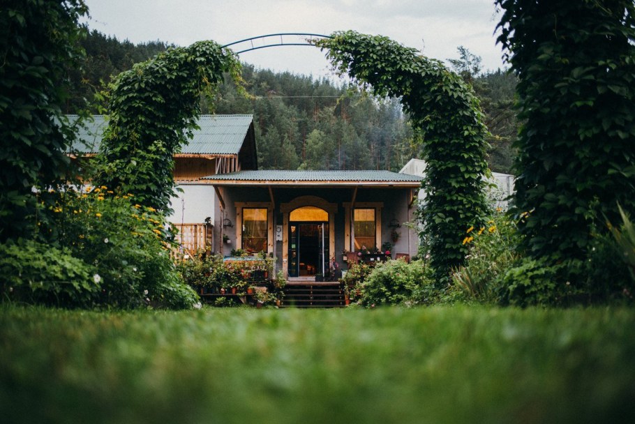 Эко парк сад пионов Алтай
