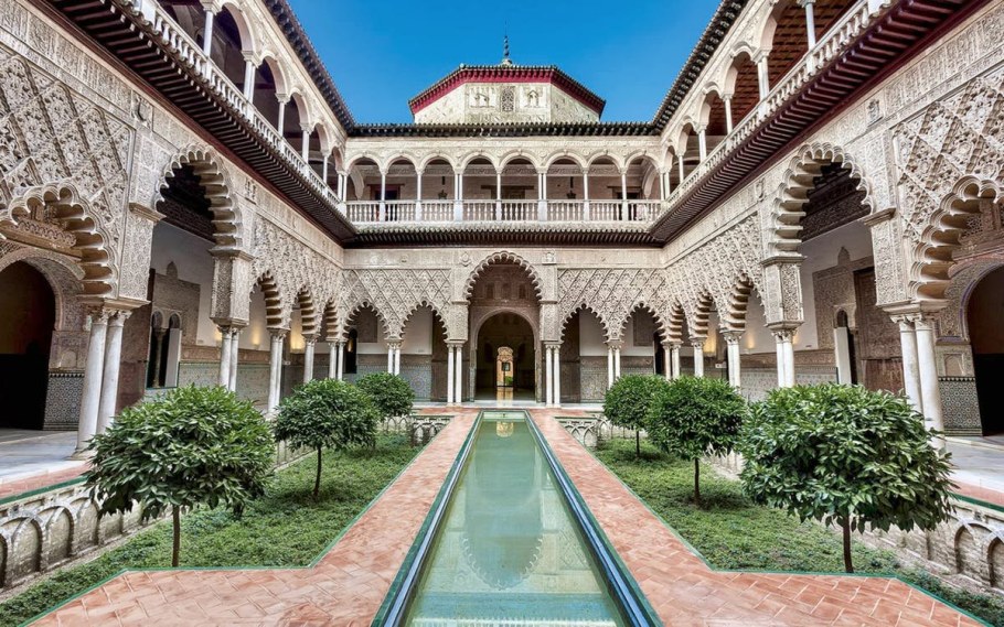 Дворцовый комплекс Севильский Алькасар
