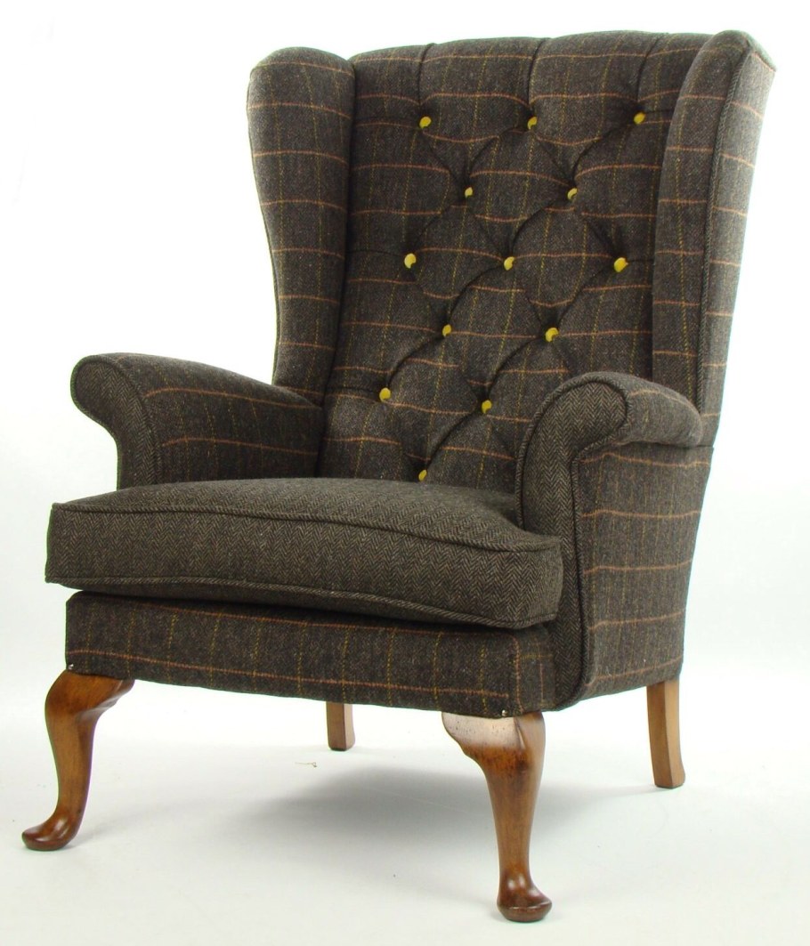 Кресло из твида