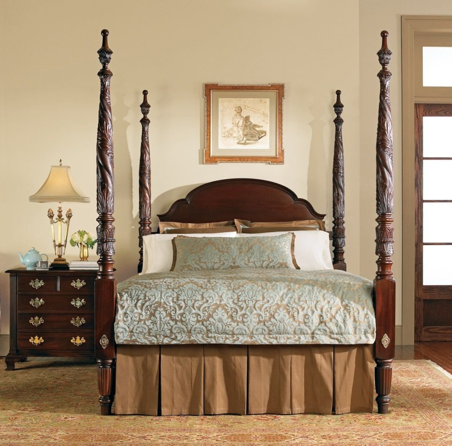 Кровать в колониальном стиле Эшли