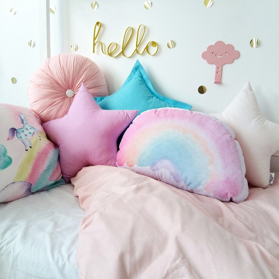 Подушка: Радуга