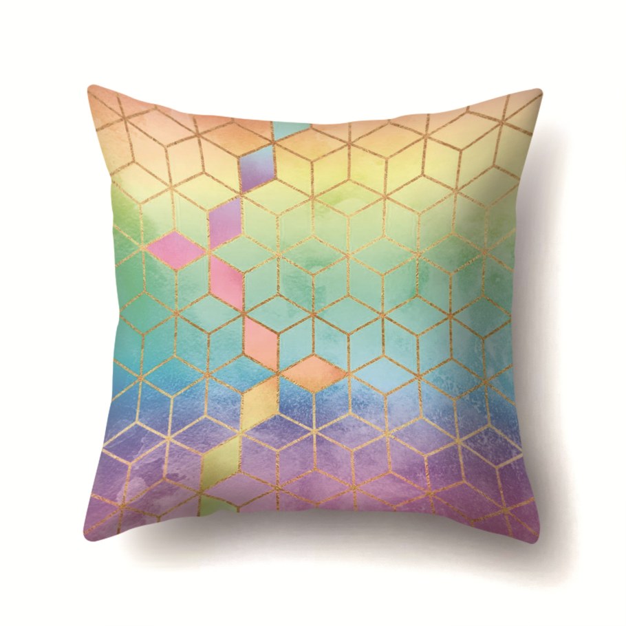 Подушки с рисунком Кубы