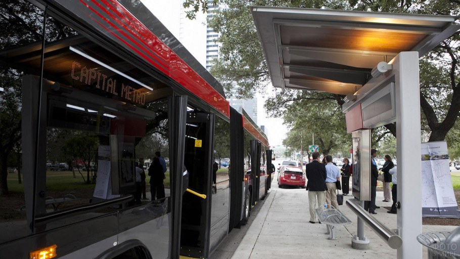 Американские автобусные остановки