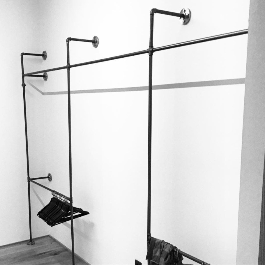 Труба для вешалок