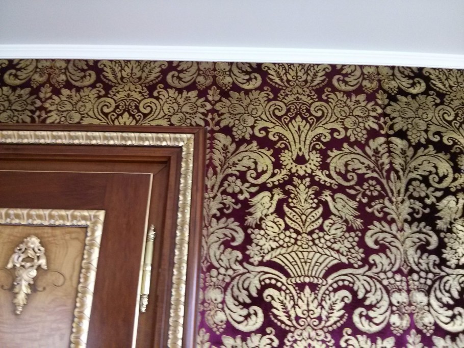 Линкруста в интерьере дворца