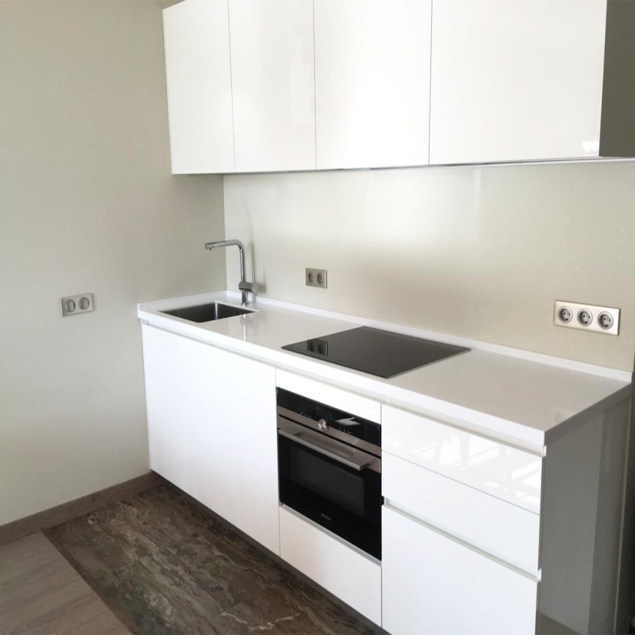 Фартук для белой кухни