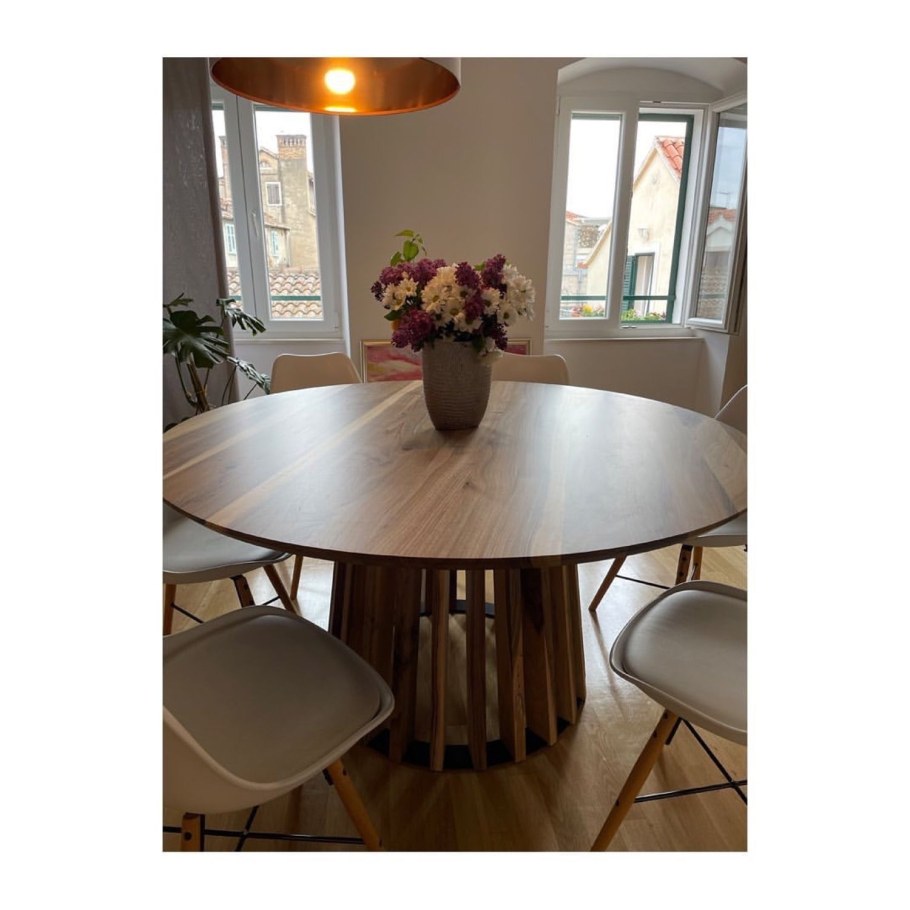 Стол обеденный американский орех