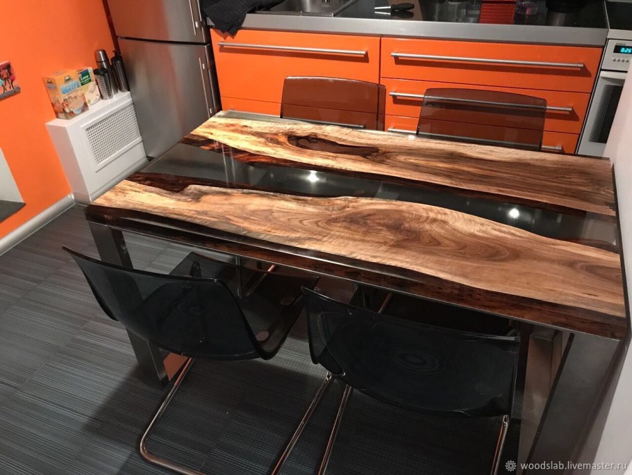 Стол из слэбов ореха