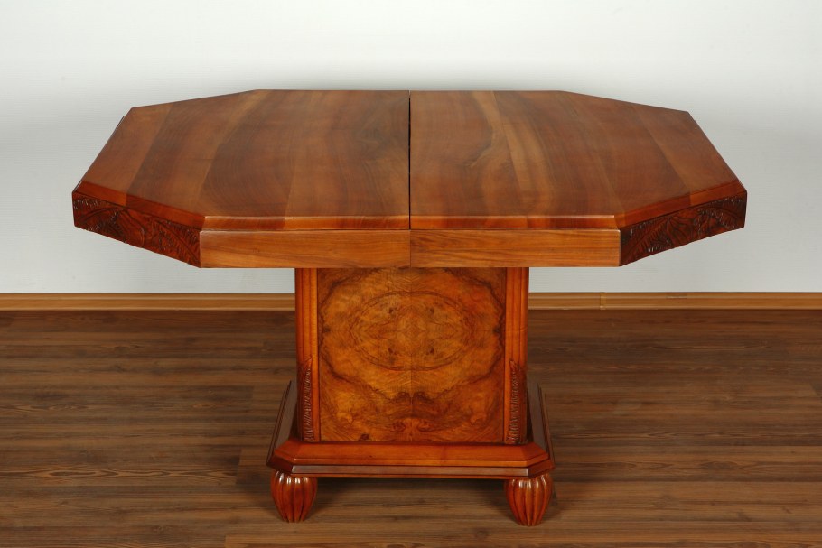 Мебель из ореха