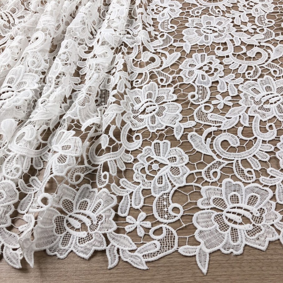 Кружевная ткань