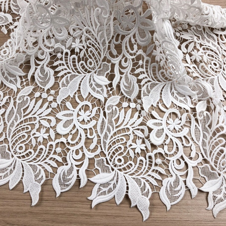 Кружевная ткань
