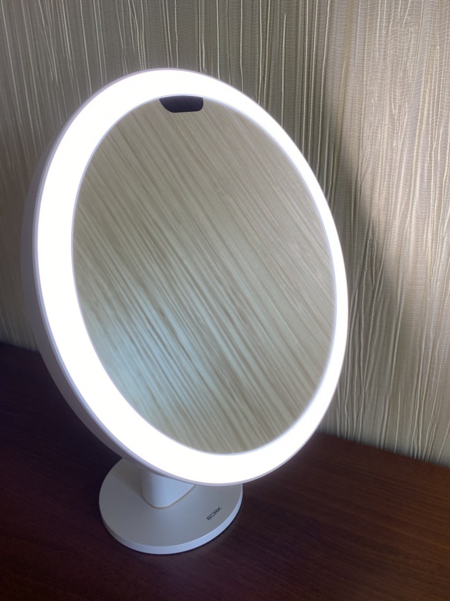 Зеркало Борк с подсветкой