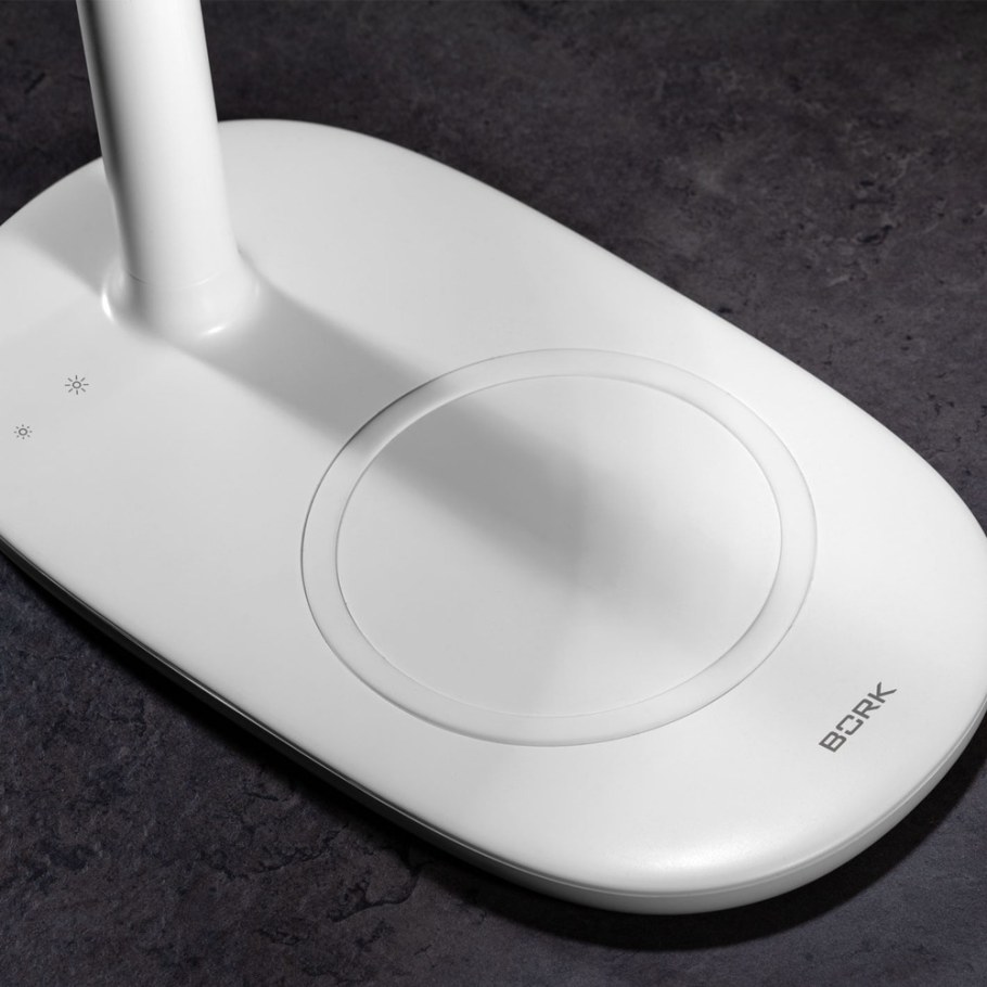 Зеркало макияжное Bork d685