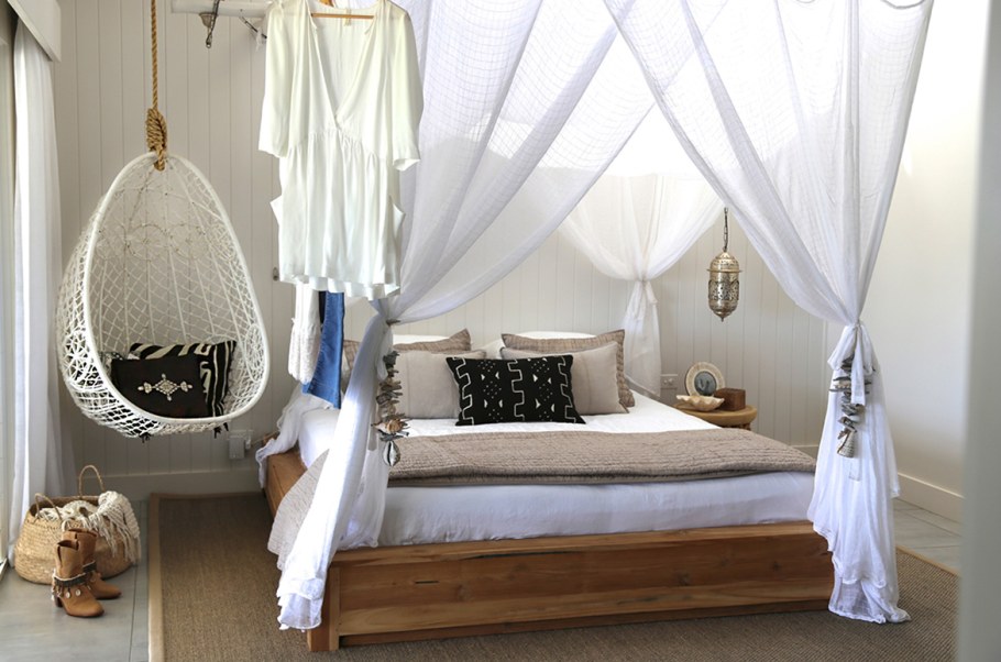 Подвесное кресло в спа