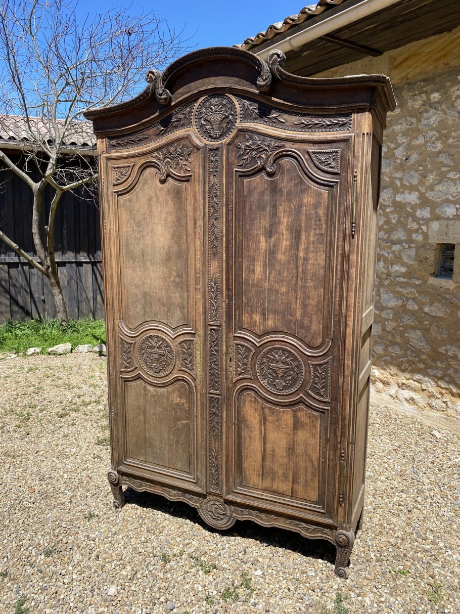 Умывальный шкаф 19 век