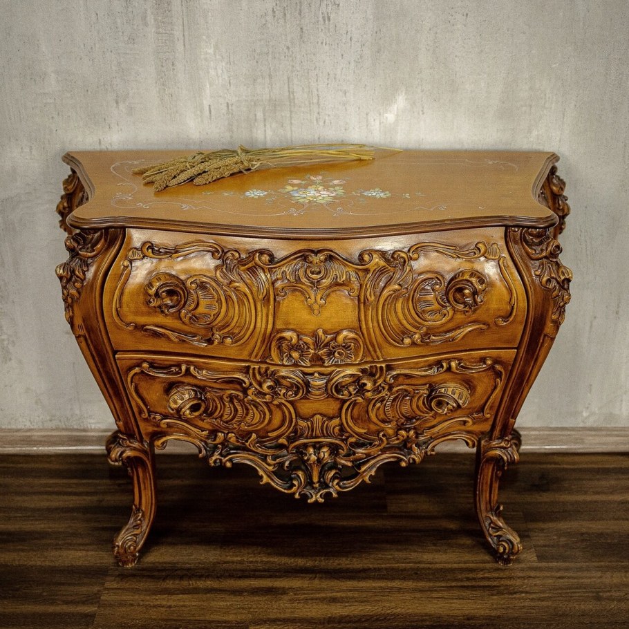 Антикварный комод из Европы