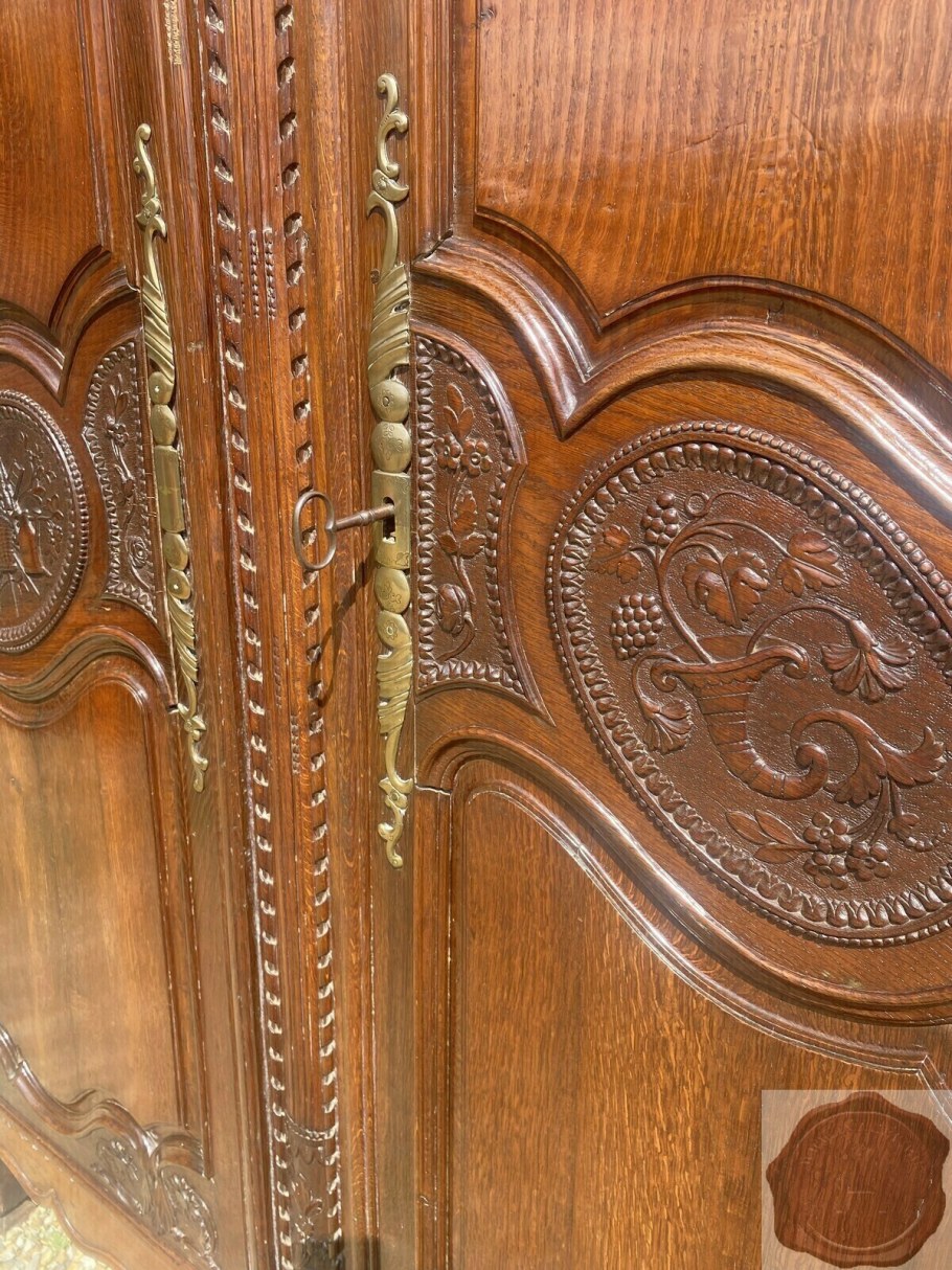 Нормандский свадебный шкаф