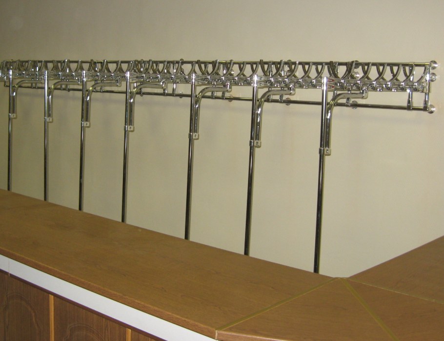 Вешалка гардеробная 1200х100х1700 (количество крючков 10)
