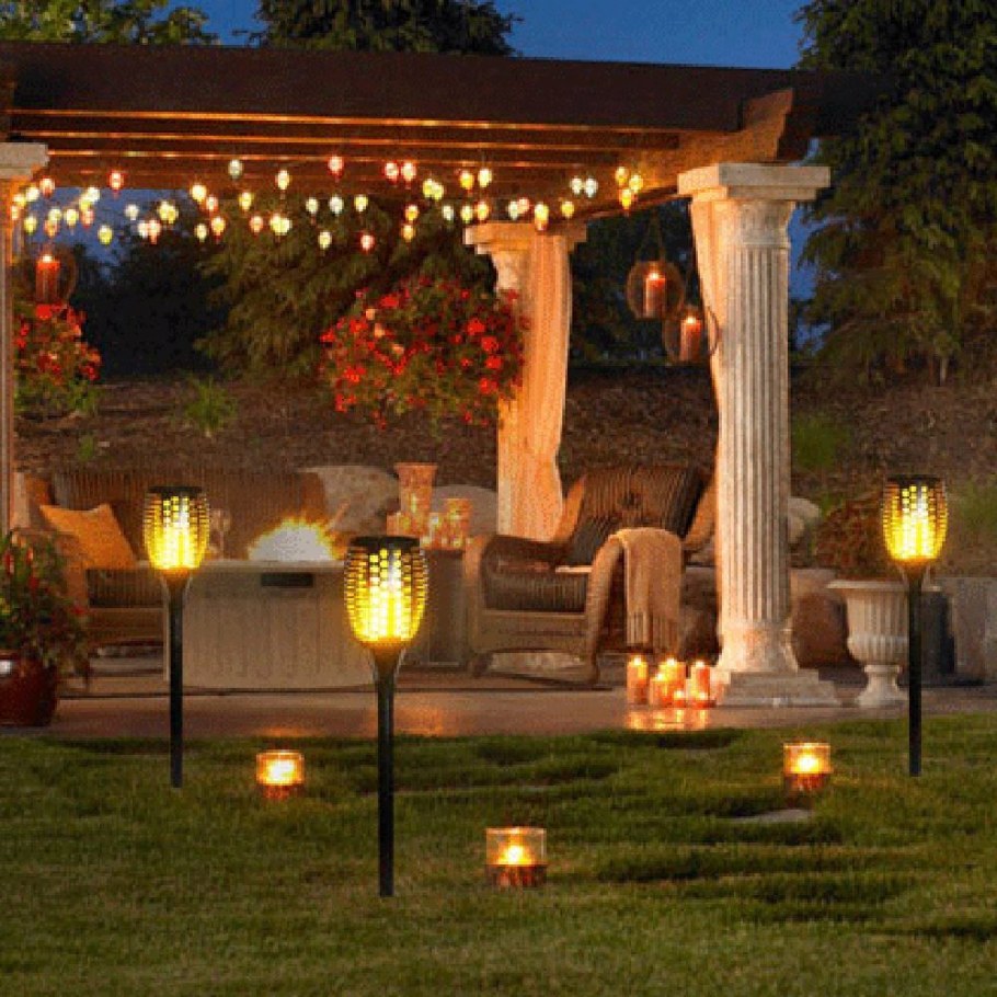 Терраса с фонариками