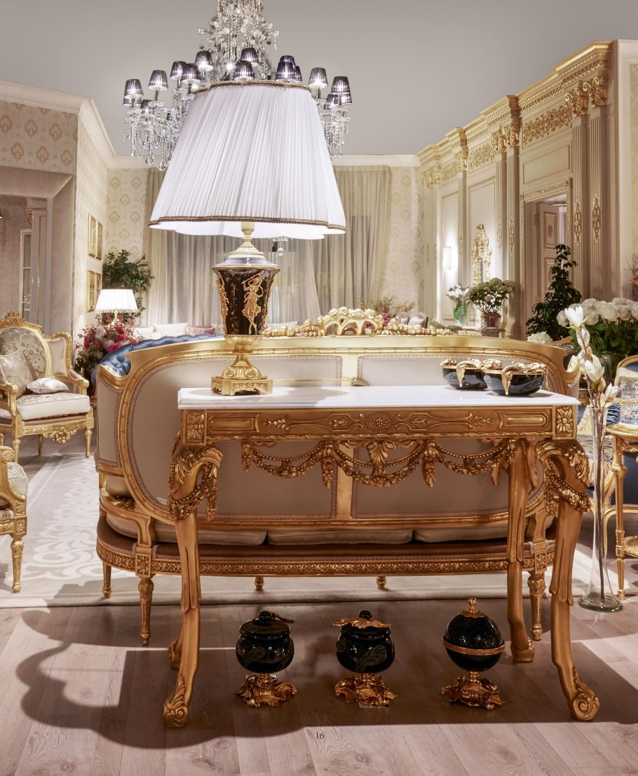 Asnaghi Interiors консоль