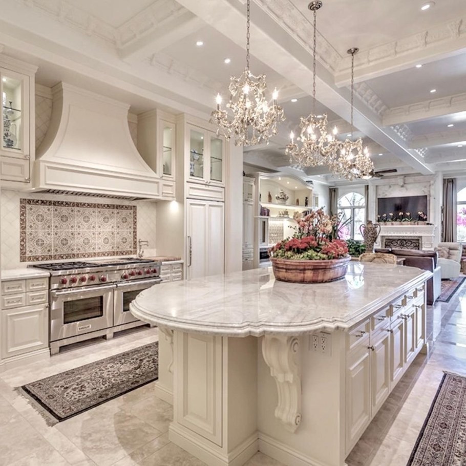 Дорогие кухни