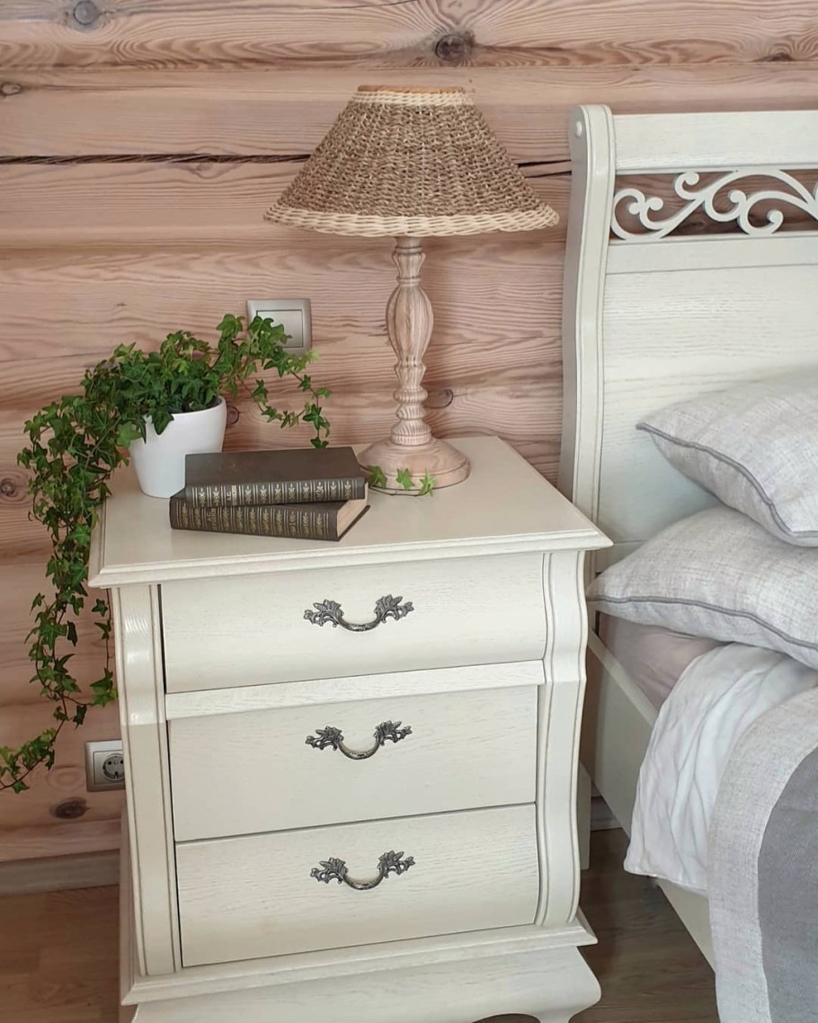 Тумбочка прикроватная цвет яблони