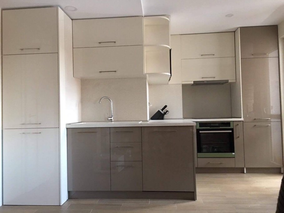 Комбинированная кухня капучино