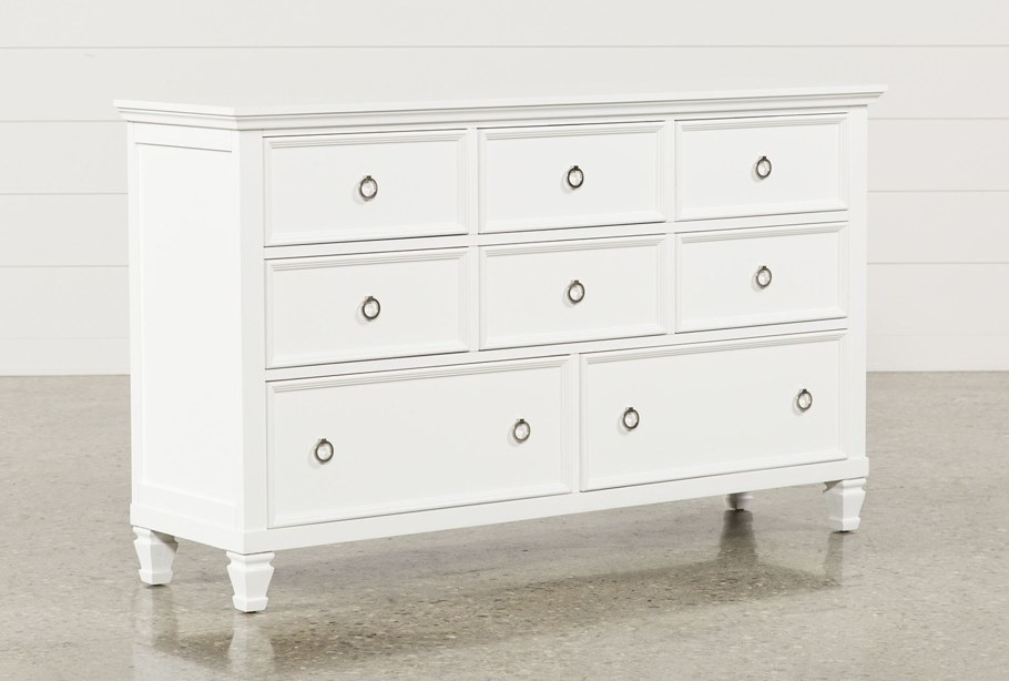 Комод на круглых ножках