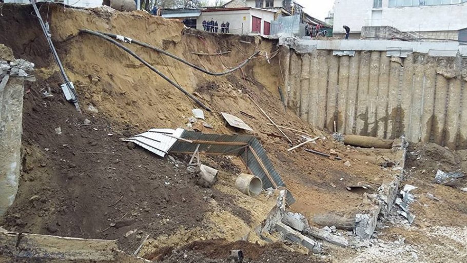 Обрушение котлована