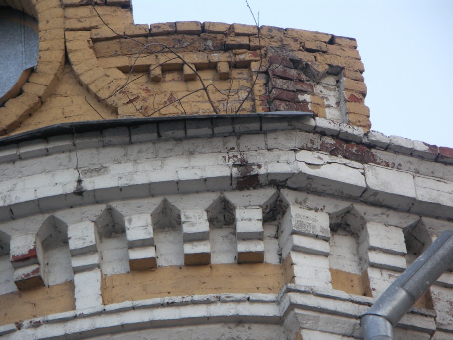Кирпичный кронштейн
