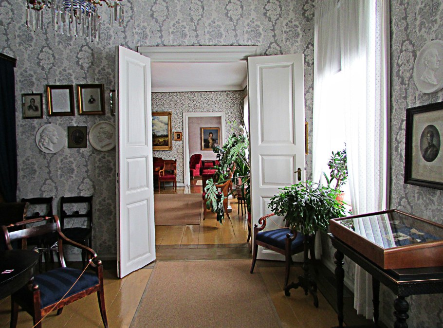 Ясная Поляна гостиная Анфилада комнат