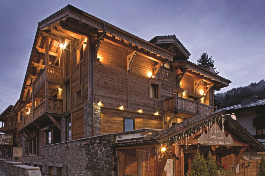 Гостиница в архитектуре Шале