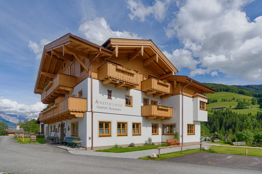 Красивые проекты мини отелей в горах