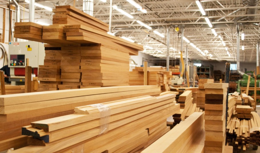 Лесная и деревоперерабатывающая промышленность